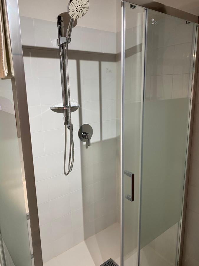Casa Vacanza Tindara Appartement Civitavecchia Buitenkant foto