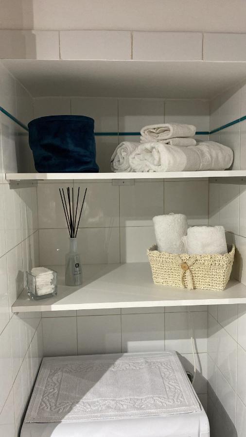 Casa Vacanza Tindara Appartement Civitavecchia Buitenkant foto