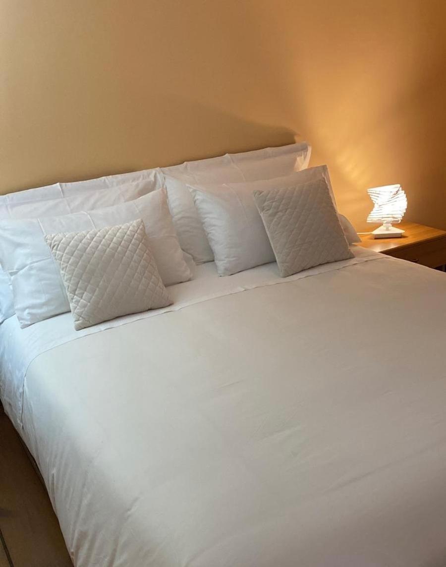 Casa Vacanza Tindara Appartement Civitavecchia Buitenkant foto
